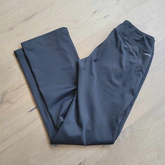 Patagonia Leggings Women's sz XS Black Athletic Leggings w/Pocket Straight Leg - Picture 1 of 8